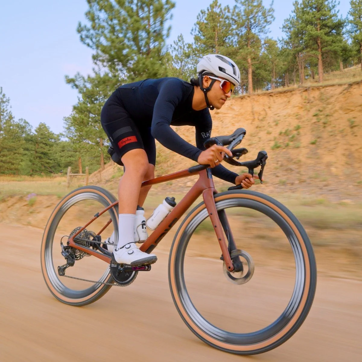DEL Gravel Race Clipless Pedal - Image 17